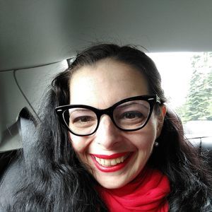 Meet your Posher, Adrianna